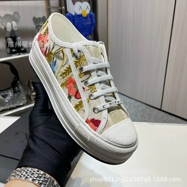 Dior Sneakers Low-Top Platform Oblique Jacquard product detail image 20