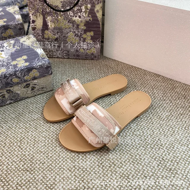 Dior Slippers Embroidered Logo Strap Flat Slides product detail image 18
