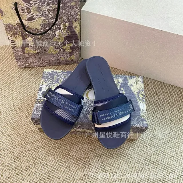 Dior Slippers Embroidered Logo Strap Flat Slides product detail image 5