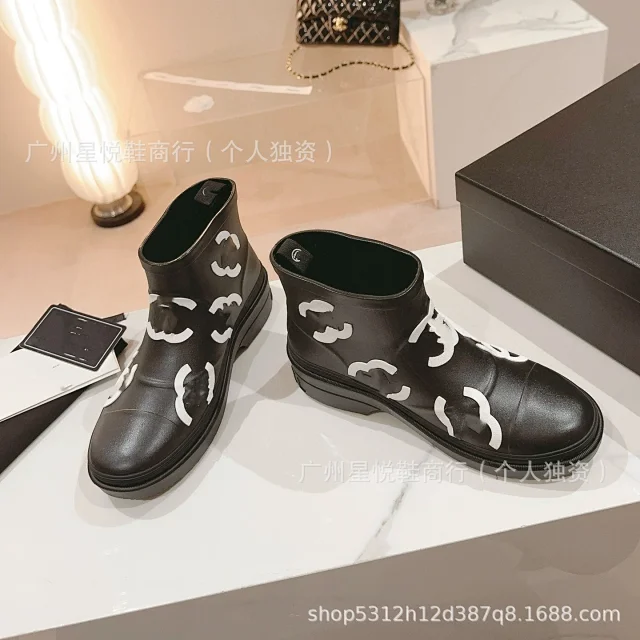 Unbranded Boots Printed ankle rain with platform sole product detail image 6