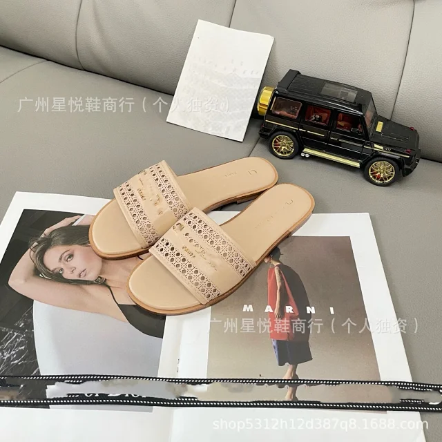 Dior Slippers Perforated Logo Strap Slide product detail image 4