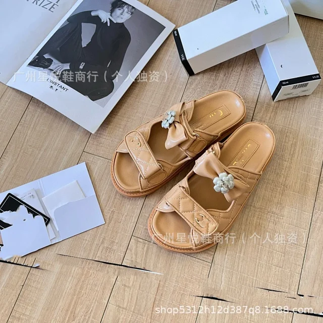 Chanel Slippers Quilted Double-Strap Bow Slide Sandals product detail image 4