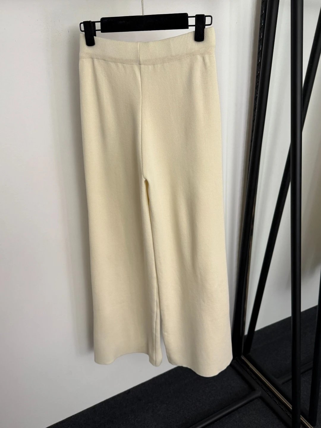 Chanel Knit Top and Wide-Leg Pants Set Beige with Red Grid Pattern Clothing Set - 10