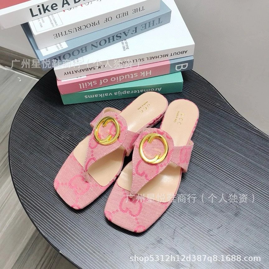 Gucci Marmont Slide Sandals Beige Leather with Gold Double G Logo Sandals - 9