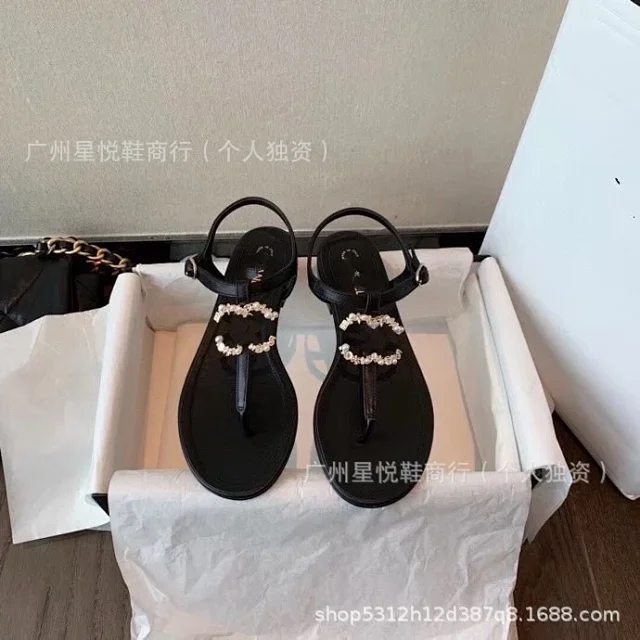 CHANEL Sandals Pearl Double C T-Strap Flat product detail image 3