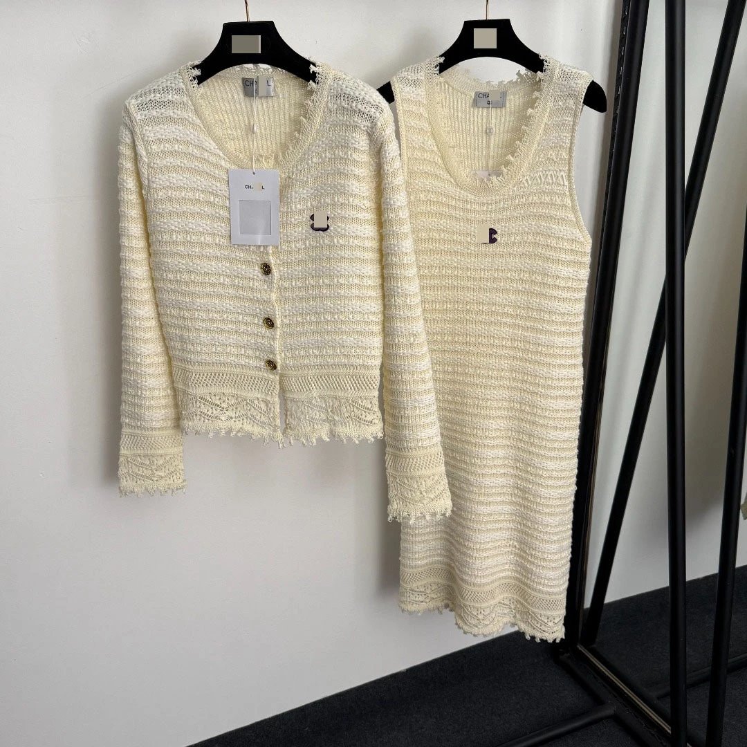 CH Cardigan Beige Knit Lace-Trimmed Cardigan - 4