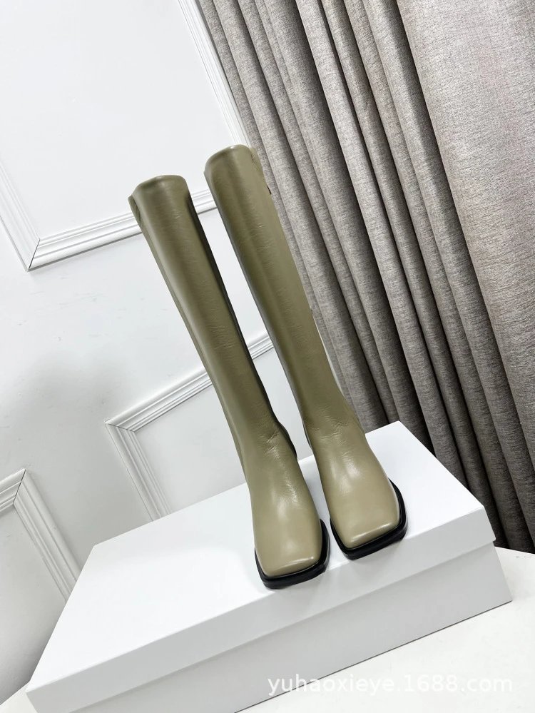 Black Square-Toe Knee-High Block Heel Boots - 19