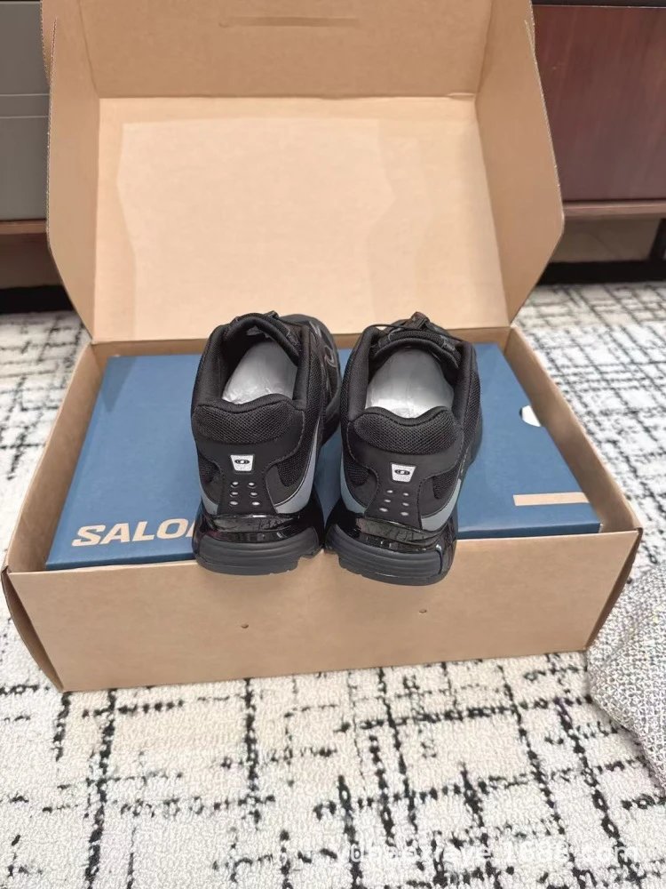 Salomon ACS Pro White Sneakers - 35