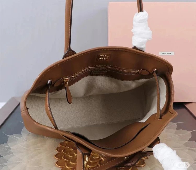 Miu Miu Archivio 2009 Brown Leather Handbag - 18