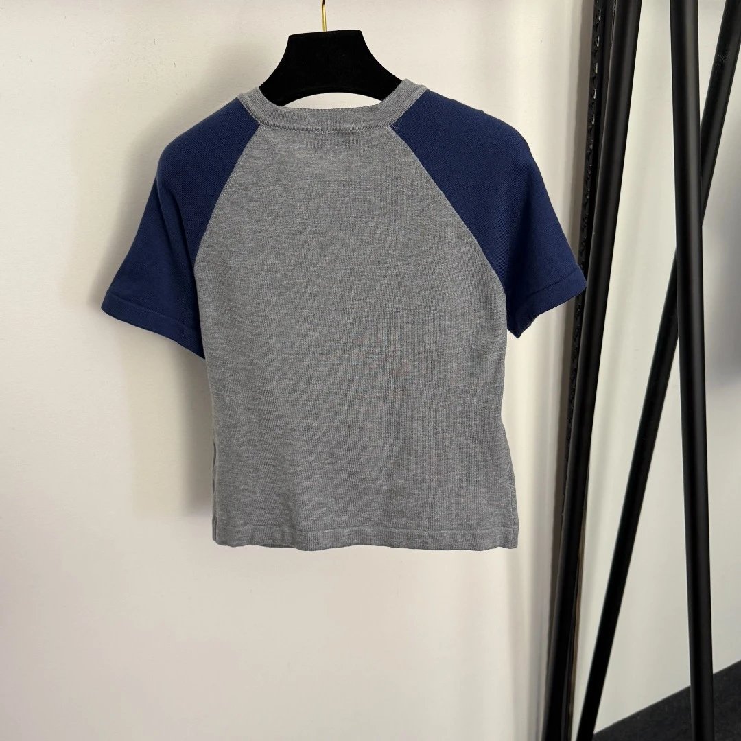 Miu Miu Raglan Sleeve Knit T-Shirt in Off-White and Gray - 5