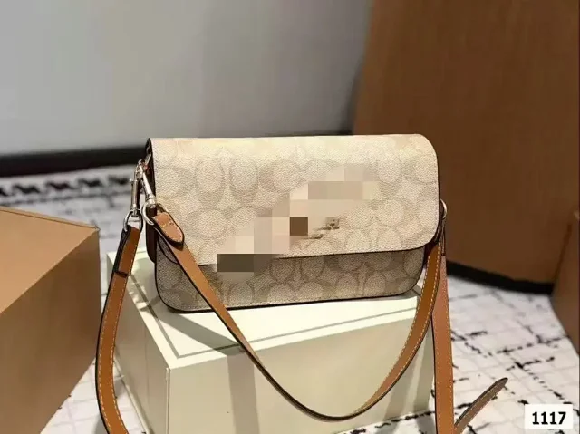 Coach Crossbody Bags Brynn Signature Canvas Flap Bag product detail image 5
