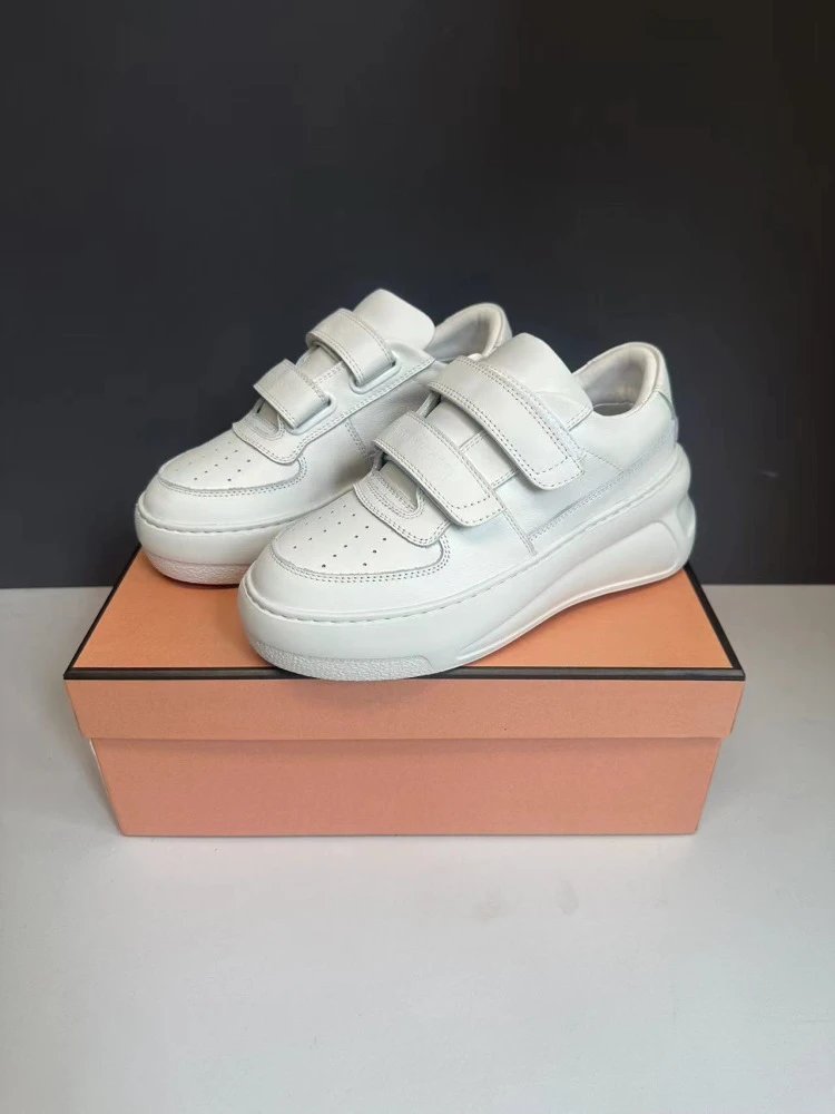 Maison Margiela Tabi-Style Velcro Sneakers White Chunky Sneakers - 11