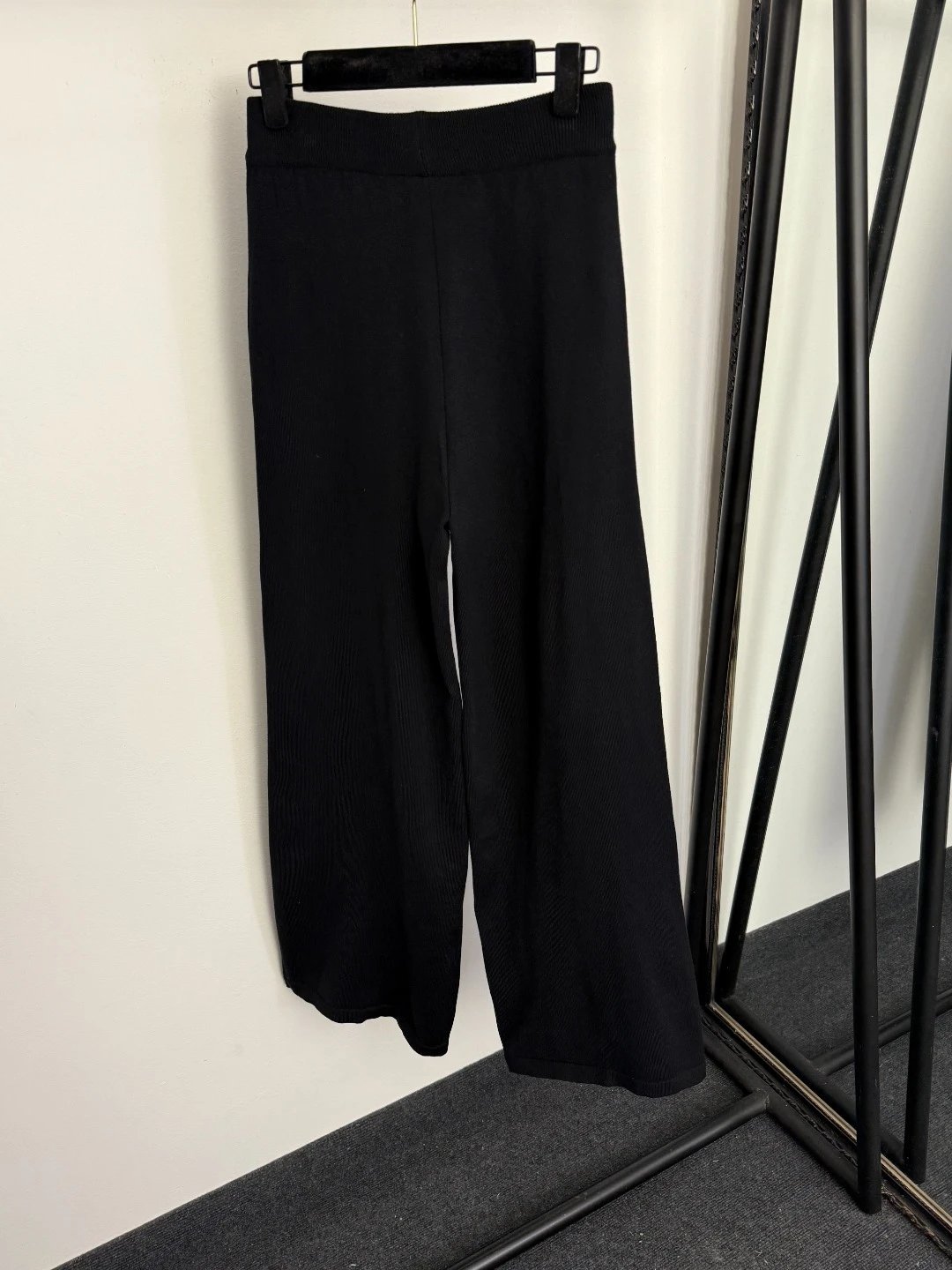GRA Collar-Trim Knit Cardigan and Wide-Leg Pants Set Black/White - 7