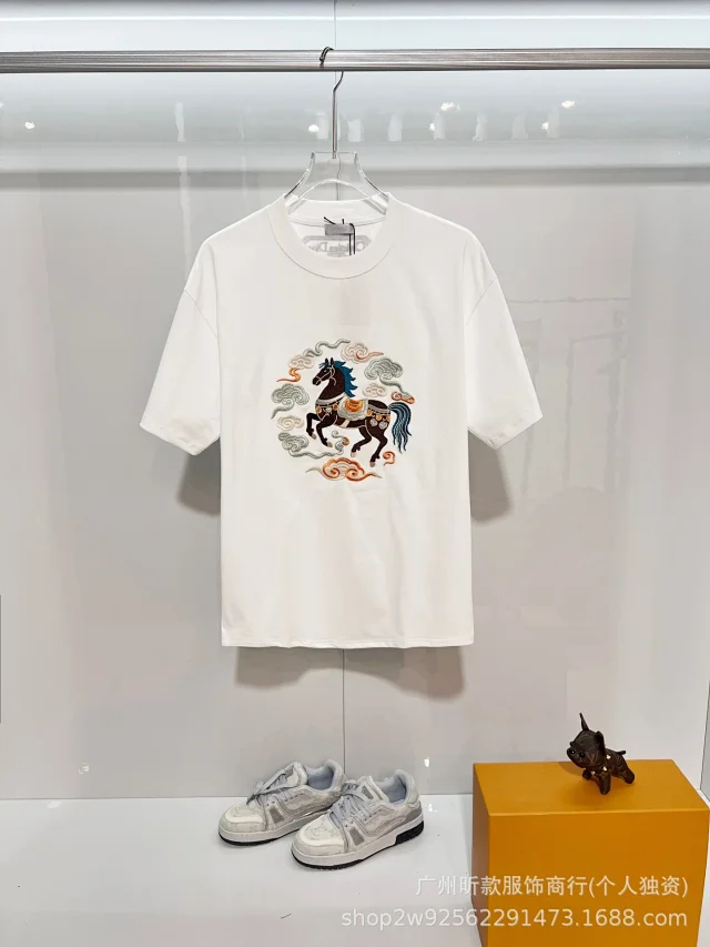 Dior T-Shirts Horse Embroidery product detail image 7