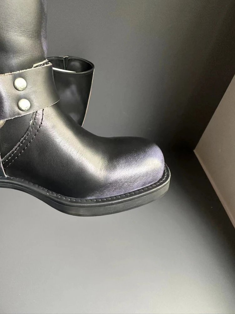 Saint Tears Metallic Silver Buckle Knee-Boots - 23