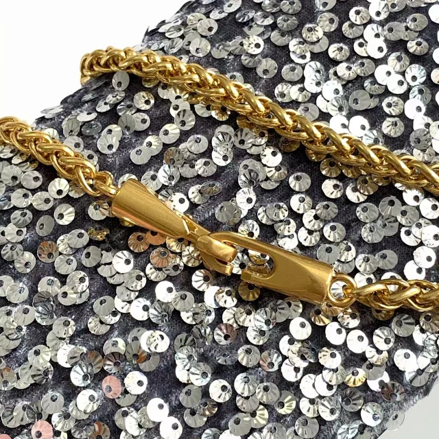 Unbranded Crossbody Bags Sequin Flap Bag with V-Shaped Metal Clasp product detail image 8