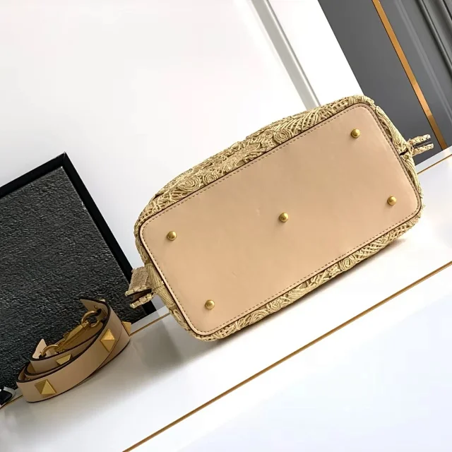 Unbranded Handbags Embroidered Woven Tote Bag product detail image 9
