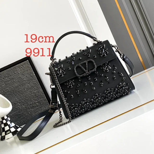 Unbranded Handbags Rhinestone Floral Embellished Top-Handle product detail image 3