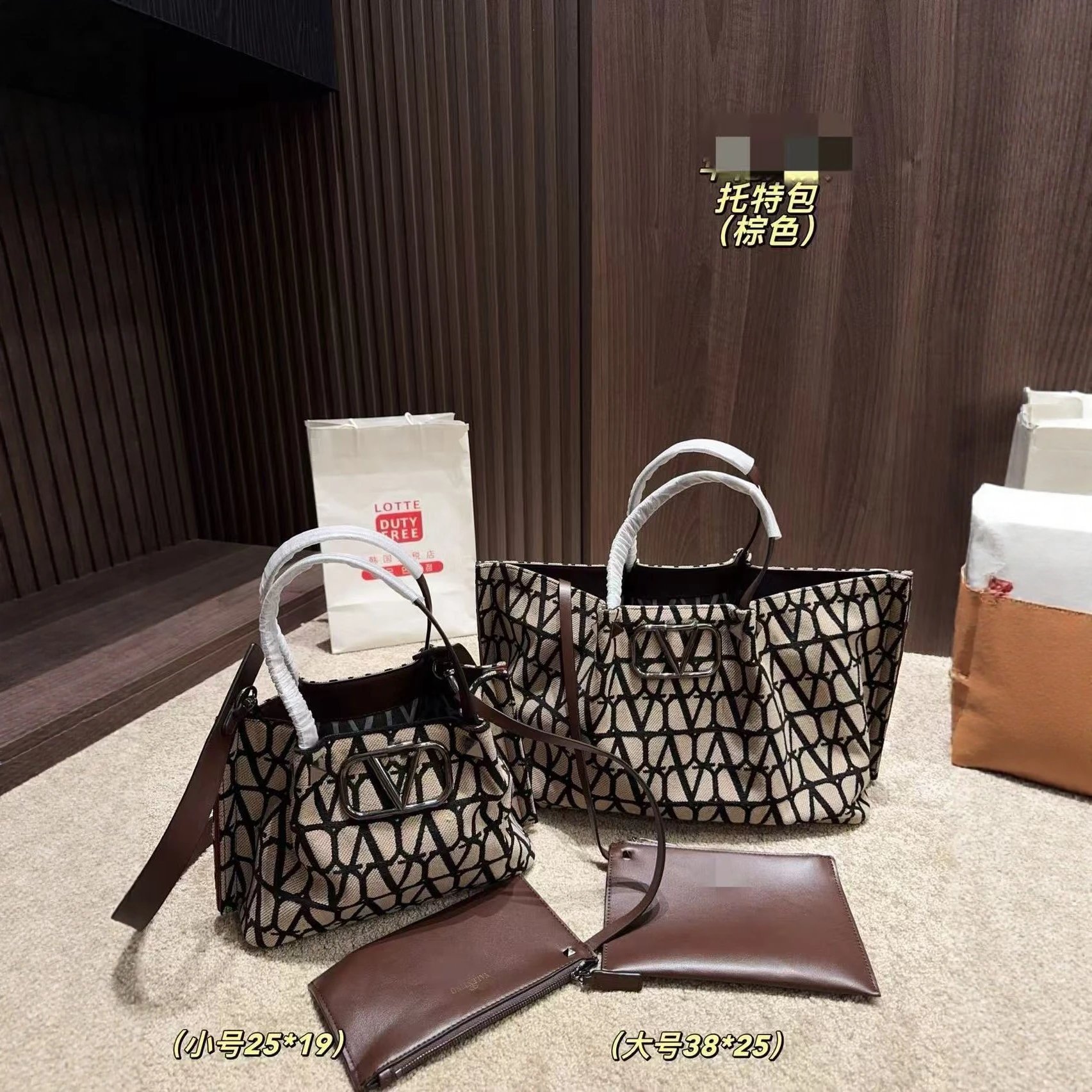 Valentino Garavani Handbags VLogo monogram tote bag image 2