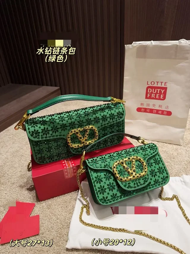 Valentino Garavani Crystal floral VLogo chain bag product detail image 1