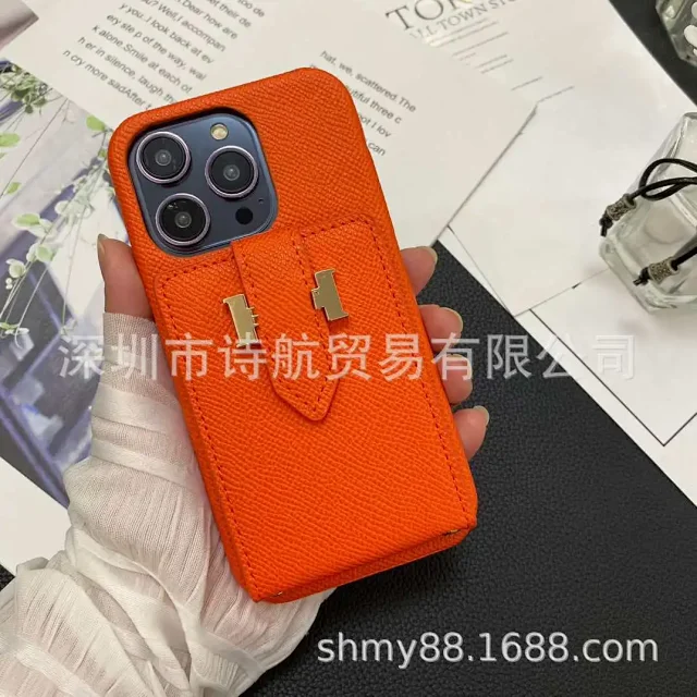 Unbranded Phone Cases Textured faux-leather case with rear card pocket and gold-tone clasp product detail image 3