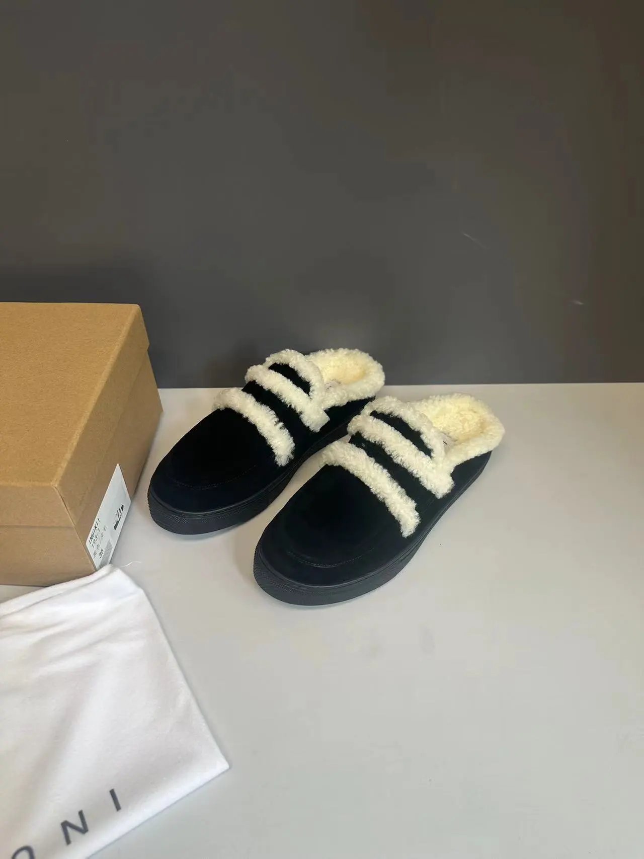 UGG Fluff Slide Sneaker Brown Shearling Slip-On Shoes - 21