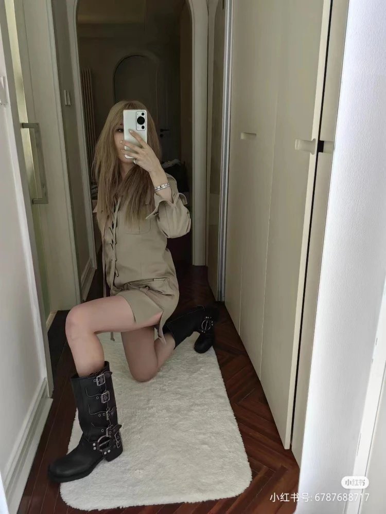 Saint Tears Metallic Silver Buckle Knee-Boots - 11