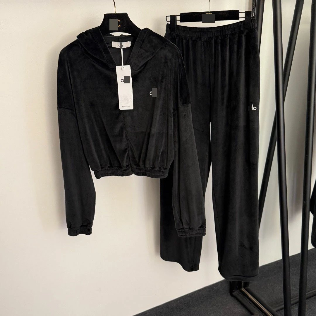 Lo — Velvet Cropped Hoodie and Jogger Set Black - 7