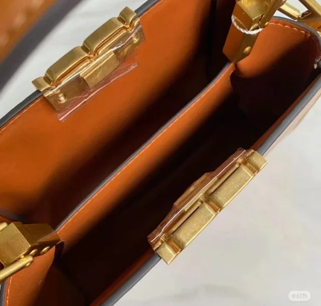 Tory Burch Crossbody Bags Mini top-handle bag with Double T hardware product detail image 16