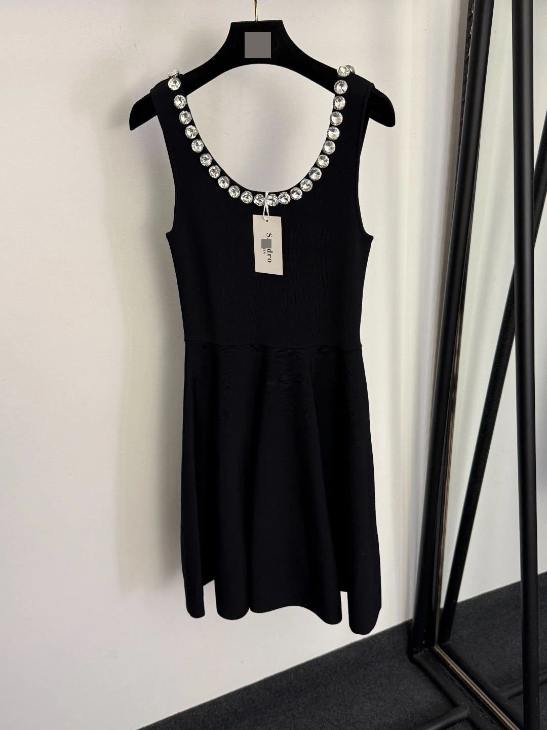 Siro Pink Crystal-Embellished Knit Dress - 4