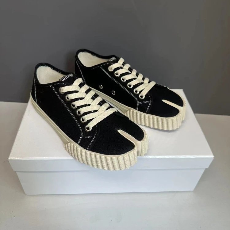 Maison Margiela Tabi Canvas Sneakers Black/Off-White - 16