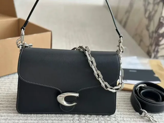 Unbranded Crossbody Bags Flap Bag with Chain Detail product detail image 2