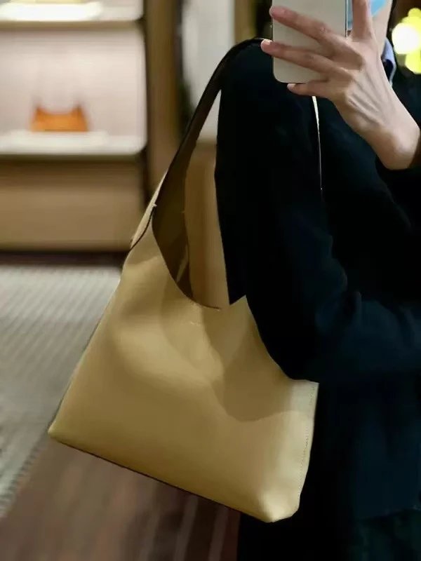 Coach Shoulder Bags Brooklyn Bag — Brooklyn 39, Yellow
