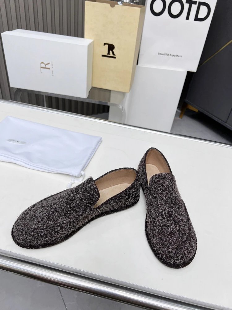 R Brand Suede Loafer Black Casual Shoes - 32