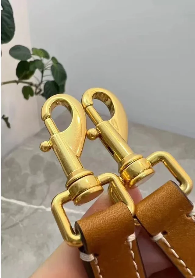 Tory Burch Shoulder Bags T Monogram Small Crescent Bag product detail image 17