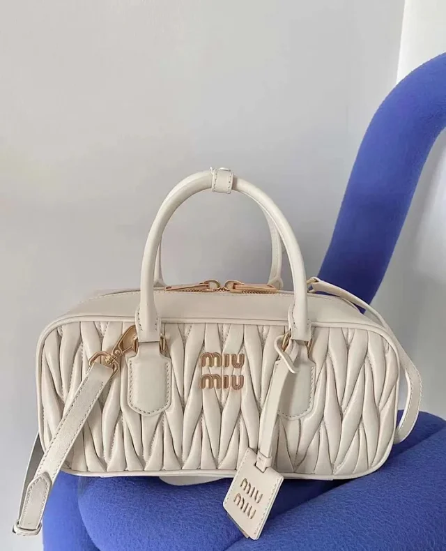 Miu Handbags Matelassé Bowling Bag product detail image 3