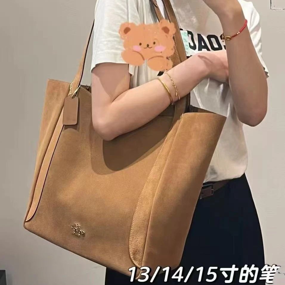 Coach Handbags Hadley Tote image 3