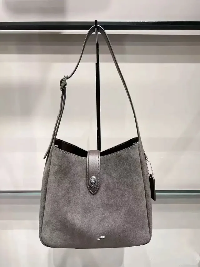 Coach Shoulder Bags Hadley Hobo product detail image 7