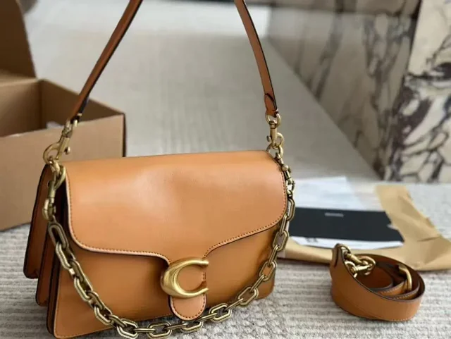 Unbranded Crossbody Bags Flap Bag with Chain Detail product detail image 3
