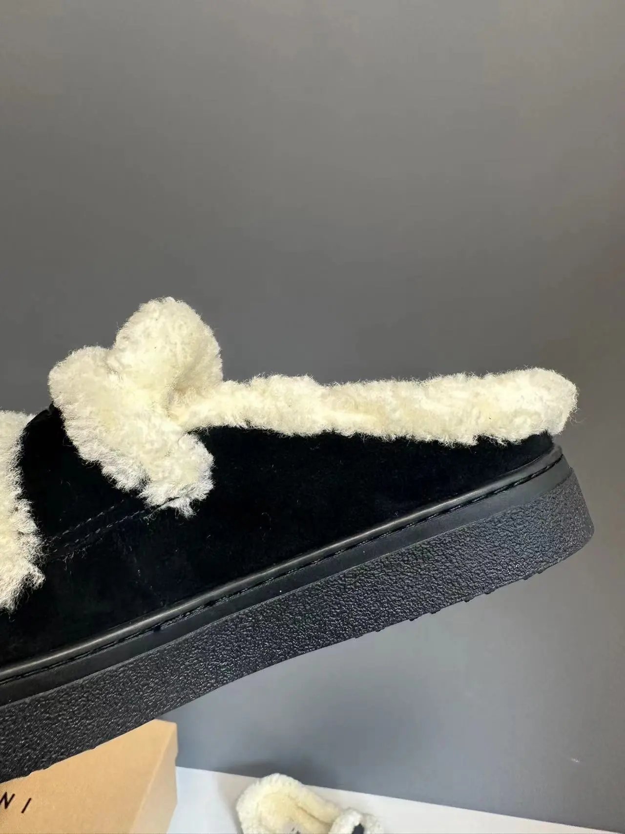 UGG Fluff Slide Sneaker Brown Shearling Slip-On Shoes - 23