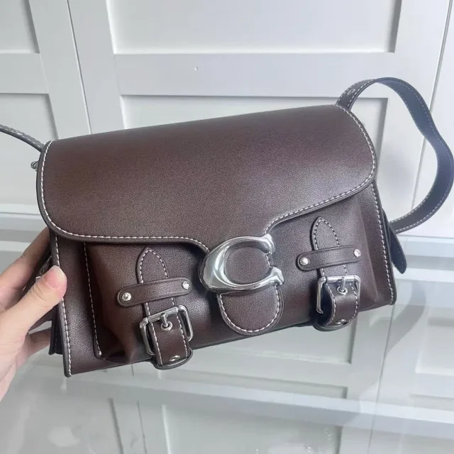 Unbranded Crossbody Bags Flap bag with buckle details and side pockets product detail image 4
