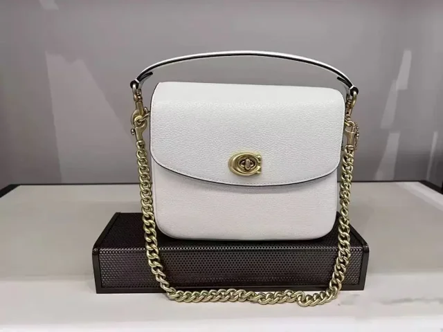 Coach Crossbody Bags Cassie 19 product detail image 3