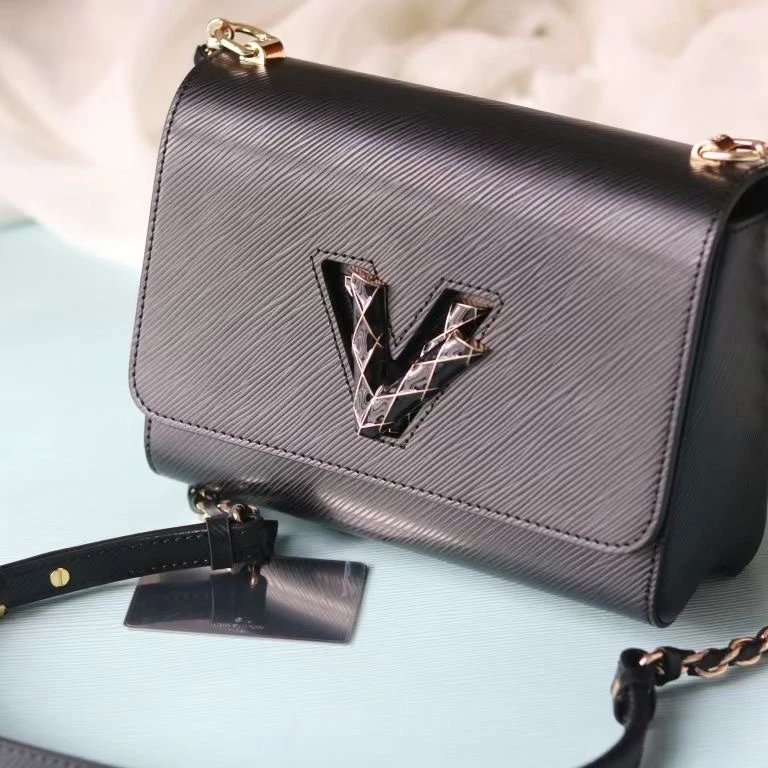 Louis Vuitton Twist MM Blue Epi Leather Chain Shoulder Bag - 5