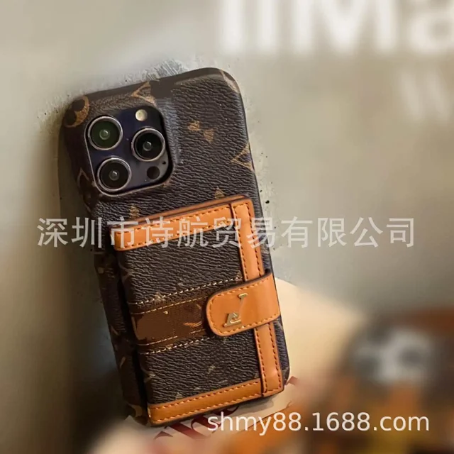 Louis Vuitton Phone Cases Monogram Card Holder Strap Case product detail image 2