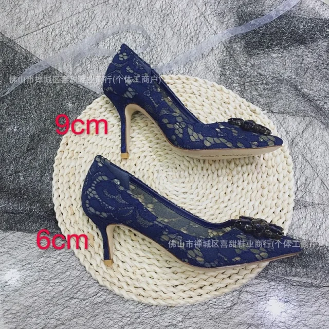 Dolce & Gabbana High Heels Pointed-Toe Lace Pumps with Crystal Floral Embellishment product detail image 19