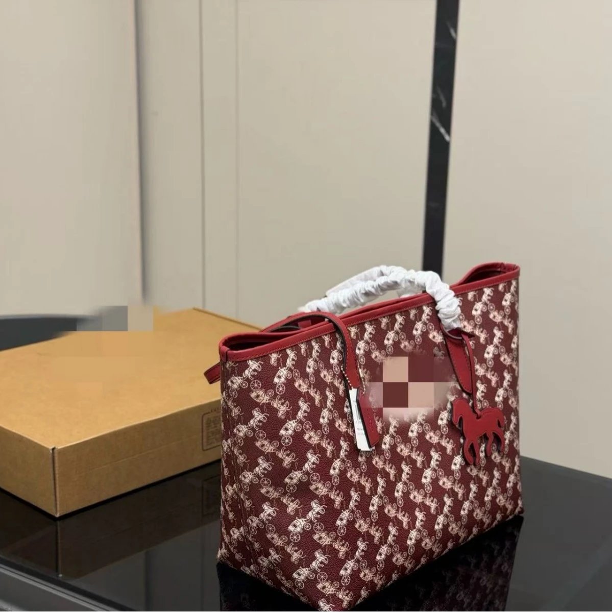 COACH Handbags City Tote 33 Horse and Carriage Print image 4