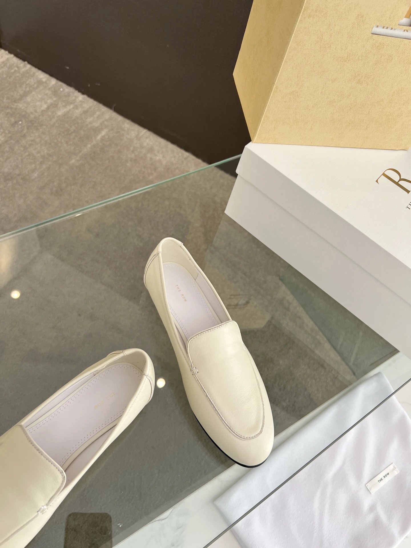 The Row Loafer Cream Leather Loafers - 18
