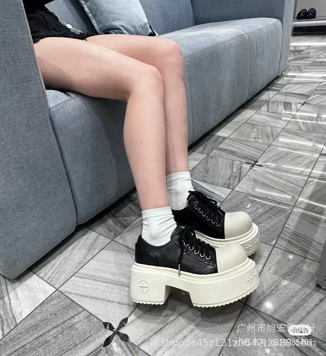 Unbranded Sneakers Low-Top Platform Lace-Up with Cross Motifs product detail image 6