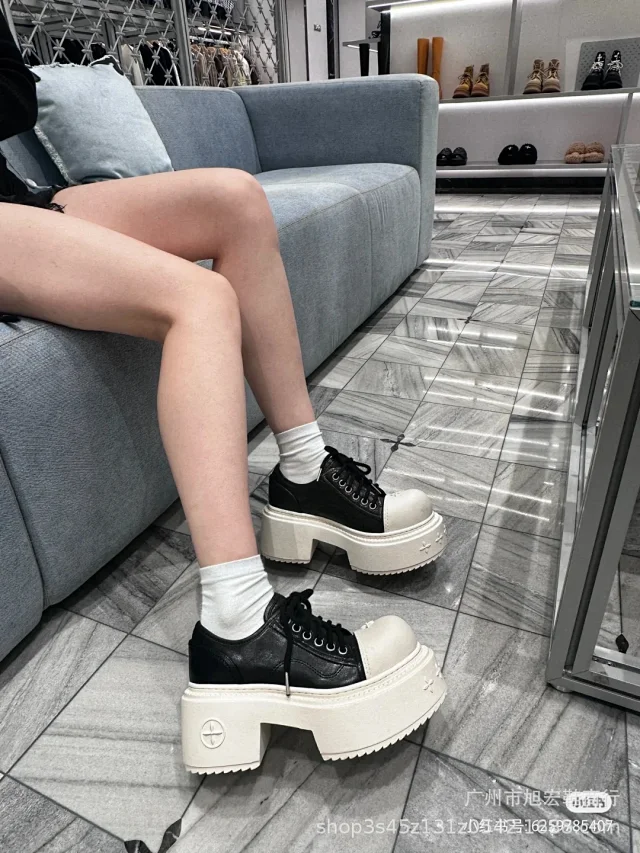 Unbranded Sneakers Low-Top Platform Lace-Up with Cross Motifs product detail image 9