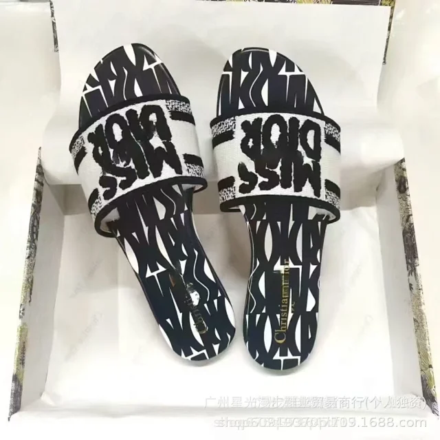 Dior Slippers Miss Embroidered Slide product detail image 6